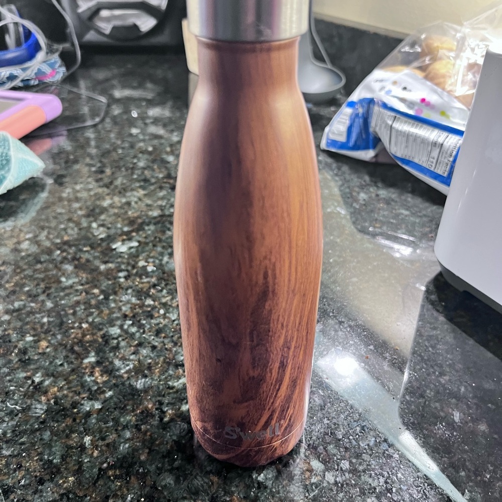 NEW "SWELL" Stylish Brown Wood Grain Insulated Bottle NEW Police Department Logo